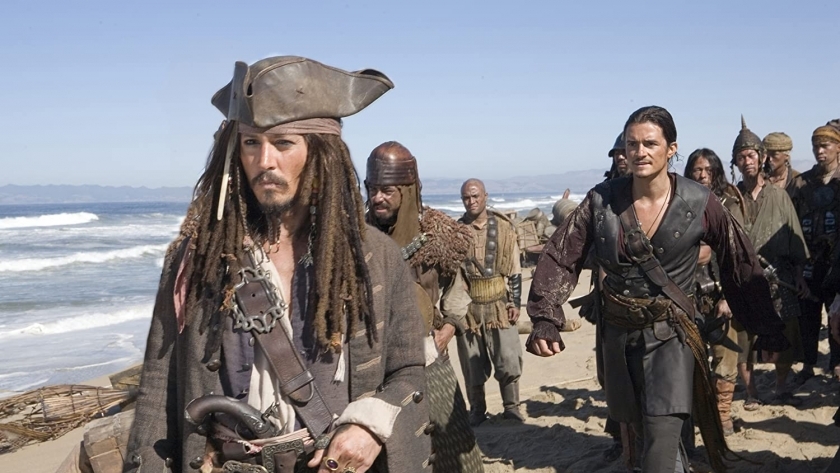 جوني ديب في مشهد من فيلم  «Pirates of the Caribbean»