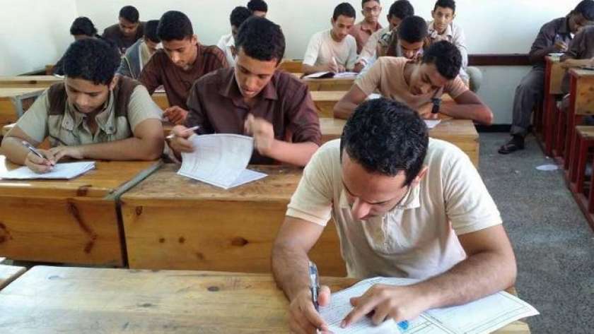 جدول امتحانات الصف الاول الثانوي الترم الثاني بمحافظة الغربية 2023