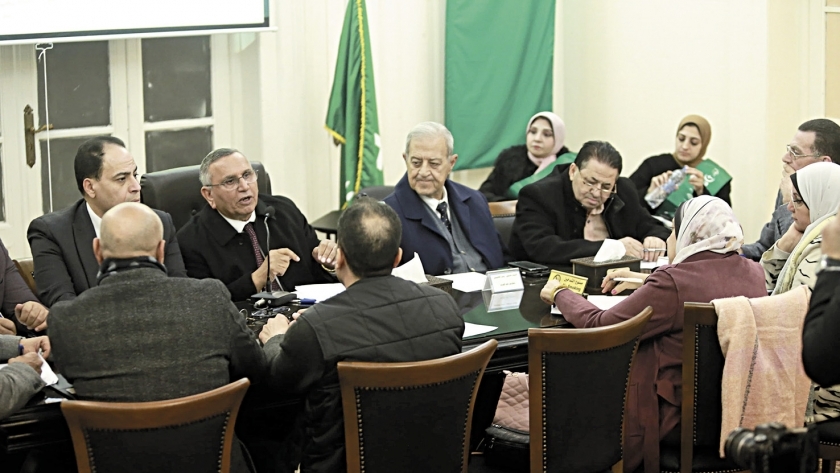 «يمامة» خلال اجتماع حزب الوفد لمناقشة الأوضاع الاقتصادية الراهنة