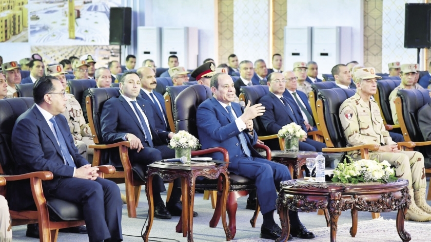 الرئيس عبدالفتاح السيسى خلال إلقاء كلمته فى حفل اصطفاف المعدات المشاركة فى تنمية سيناء
