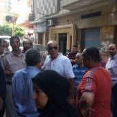 رئيس مدينة المحلة يتفقد موقع ميل عمارة سكنية متصدعة بسبب أعمال الحفر