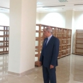 رئيس جامعة كفر الشيخ يتابع تجهيزات قاعة الإحتفالات والمكتبة المركزية