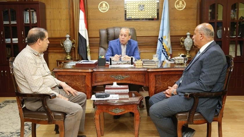 محافظ كفر الشيخ يلتقى السكرتير العام ورئيس العاصمة
