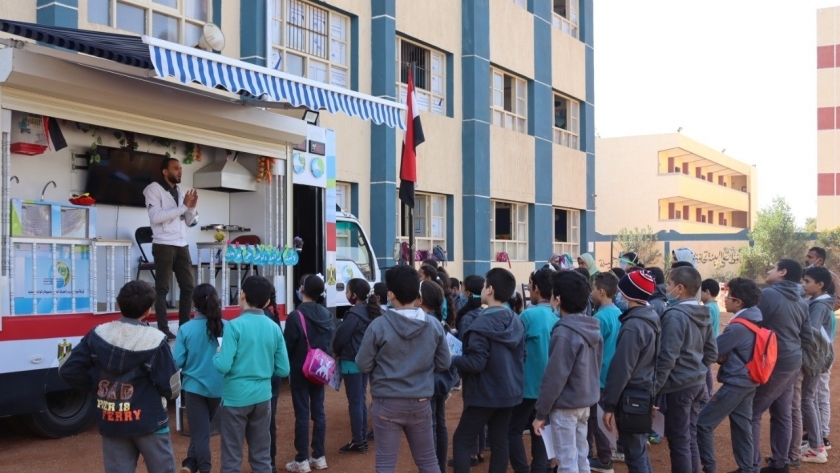 المدارس تواصل اجراءاتها الاحترازية ضد فيروس كورونا
