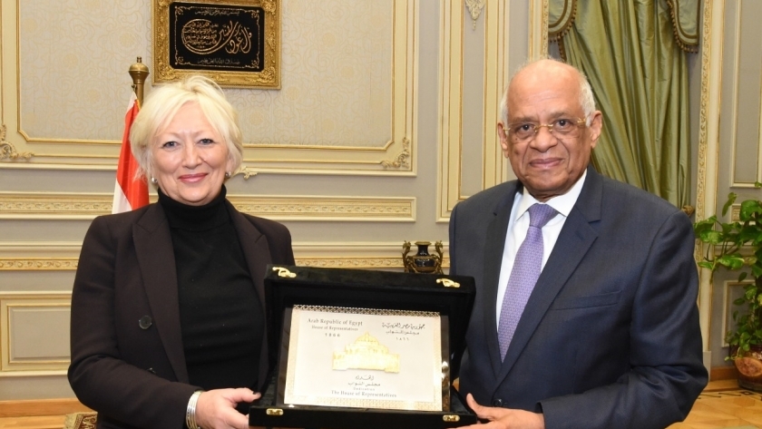 عبدالعال يستقبل وفد جمعية الصداقة المصرية بالبرلمان الفرنسي