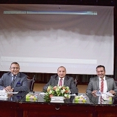 رئيس جامعة بني سويف خلال الافتتاح فاعليات