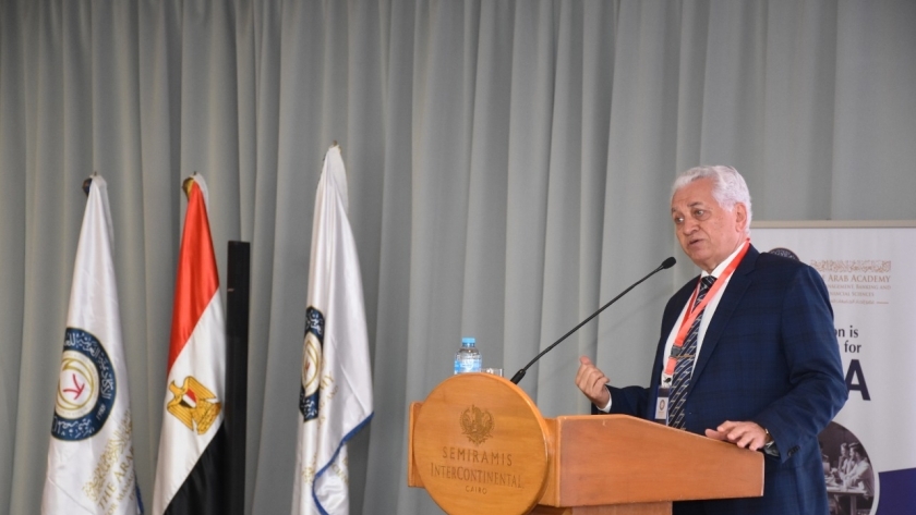 الدكتور مصطفي هديب- رئيس الأكاديمية العربية للعلوم الإدارية والمصرفية والمالية