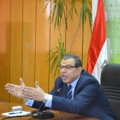الدكتور محمد سعفان وزير القوي العاملة