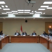 وزير المالية خلال اجتماعه مع أعضاء غرفة التجارة الأمريكية
