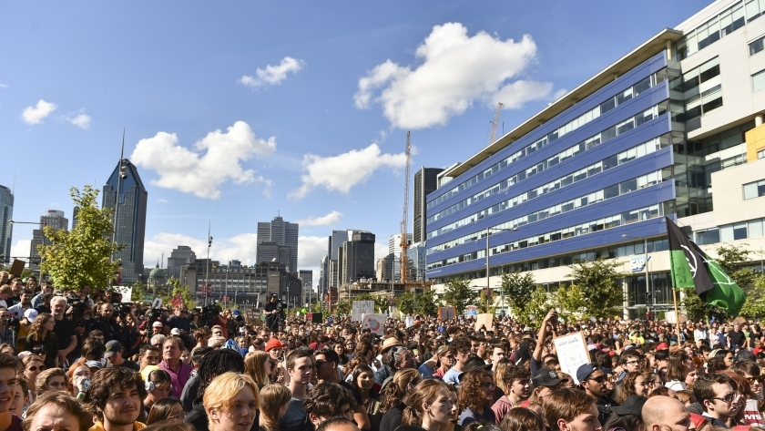 نحو نصف مليون شخص تظاهروا في مونتريال مع جريتا تونبرج من أجل المناخ