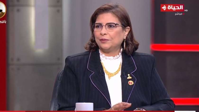 الدكتورة راندا مصطفى مقرر لجنة الصحة في الحوار الوطني