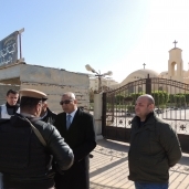 اللواء هشام نصر مدير أمن مطروح خلال تقده تأمين كنيسة العلمين