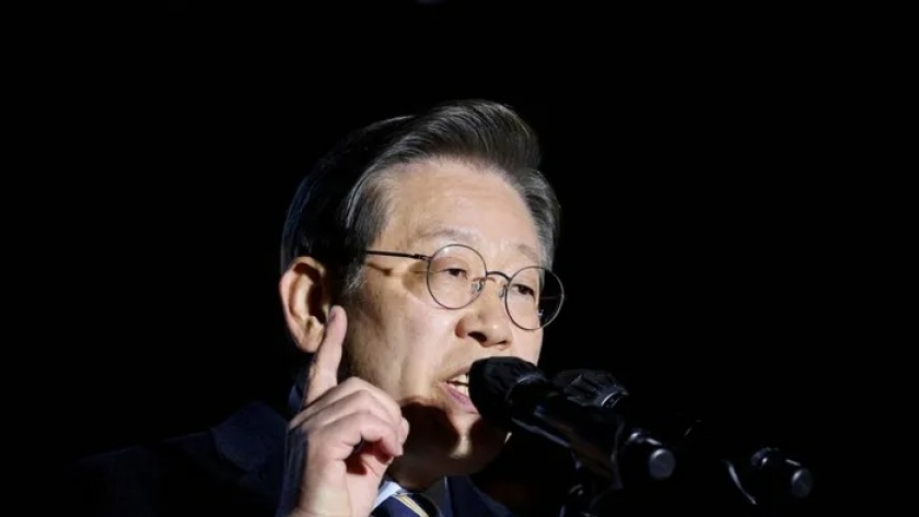 زعيم الحزب لي جاي ميونج