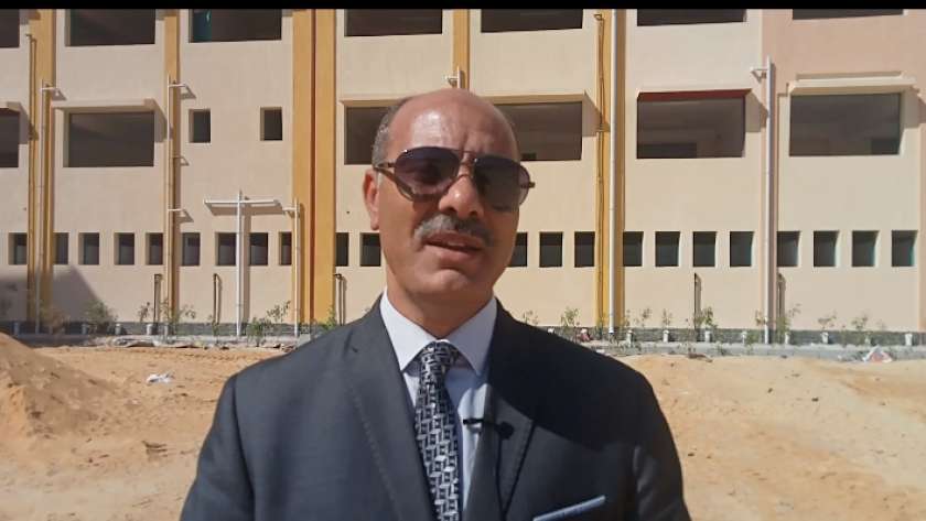 الدكتور عربى أبو زيد وكيل وزارة التعليم