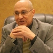 عبد الستار إمام