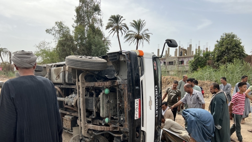 حادث انقلاب سيارة في بورسعيد