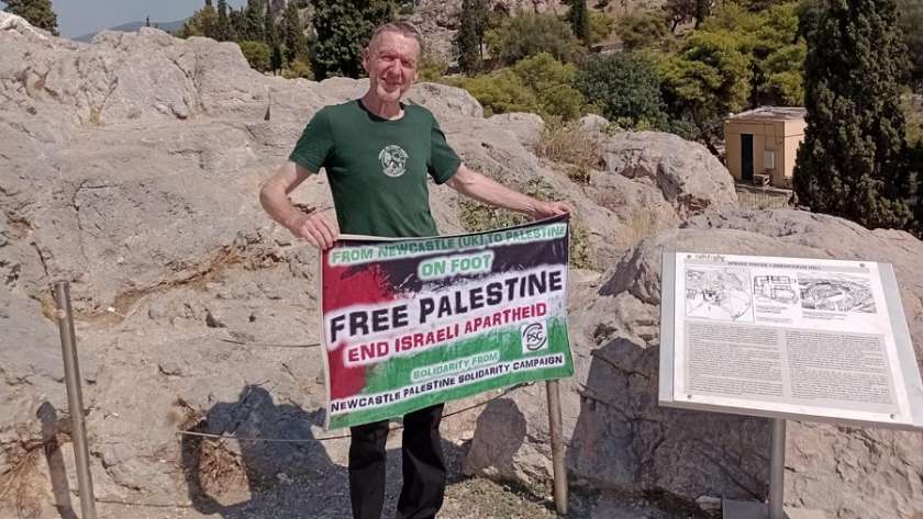 مايكل بومان أثناء رحلته إلى فلسطين لدعم القضية
