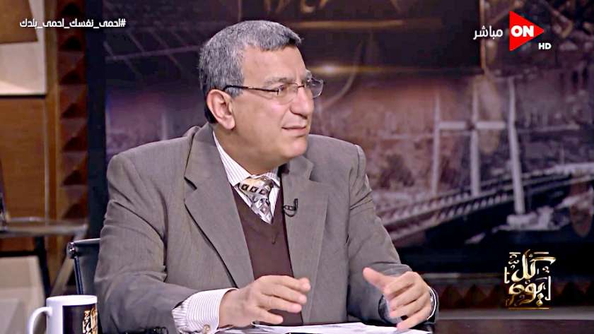الدكتور عبداللطيف المر، أستاذ الصحة العامة بكلية الطب جامعة الزقازيق