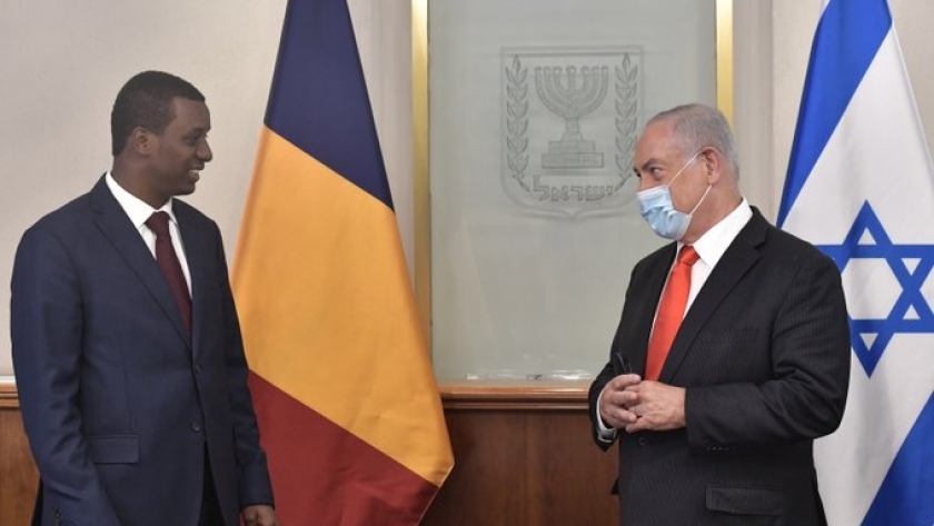 رئيس الوزراء الإسرائيلي بنيامين نتنياهو مع نجل الرئيس التشادي