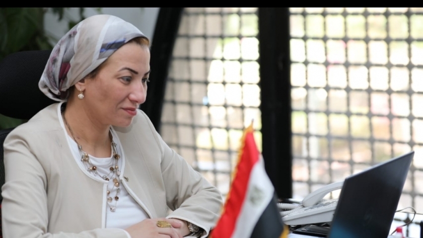 دكتورة ياسمين فؤاد وزيرة البيئة