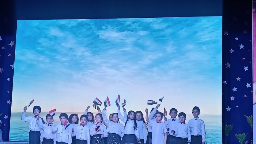 فقرات مسرحية وفنية لطلاب مدرسة النصر
