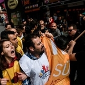 بالصور| الشرطة تفرق تظاهرة في اسطنبول بمناسبة عيد العمال