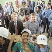 سفير الاتحاد الأوروبى خلال افتتاح مشروع لتعليم الأطفال فى المنيا