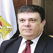 الإعلامى حسين زين
