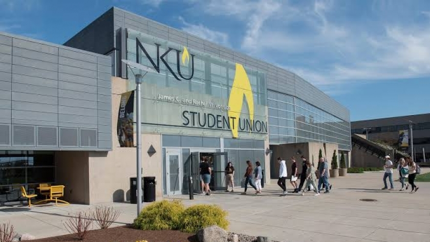 جامعة النهضة  NUB تفتح الباب أمام طلابها للدراسة بجامعة نورث كنتاكي الأمريكية والحصول على شهادة تخرج من الجامعتين