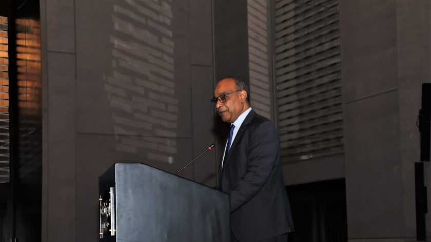الدكتور أكرم حسن رئيس الإدارة المركزية لتطوير المناهج