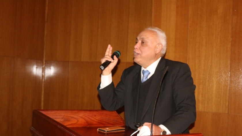 الدكتور محمد عبد الوهاب - رئيس فريق زراعة الكبد بجامعة المنصورة