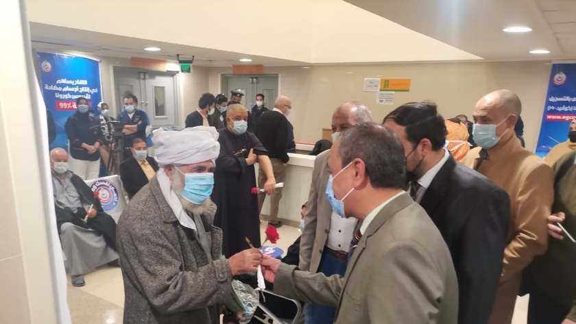 استقبال المواطنين في مجمع الإسماعيلية الطبي بالورود
