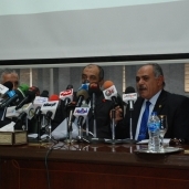 الدكتور عز الدين ابو ستيت وزير الزراعة واستصلاح الأراضى