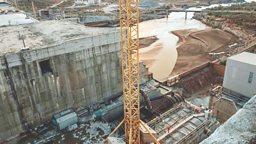 إثيوبيا تواصل كسر القوانين الدولية وتستمر فى أعمال بناء السد