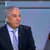 النائب كريم درويش رئيس لجنة العلاقات الخارجية