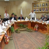 لأول مرة مجلس جامعة أسيوط يعقد إجتماعه الشهرى بحضور نور الدين