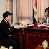 وزيرة الهجرة مع الدكتورة إيمان غنيم