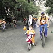 600 أسرة مشاركة فى إحدى المبادرات الداعية لركوب الدراجات