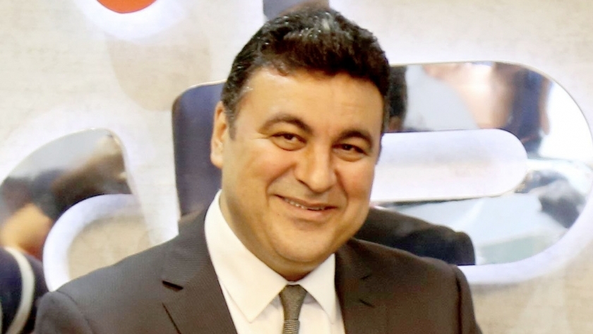الدكتور ياسر عبدالعزيز، الخبير الإعلامى