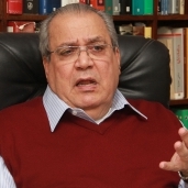 الدكتور جابر عصفور