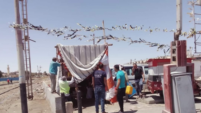 جانب من حملة إزالة الإشغالات بحي فيصل