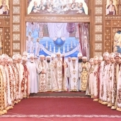 البابا تواضروس يرسم ١٥ كاهن جديد على كنائس الإسكندرية