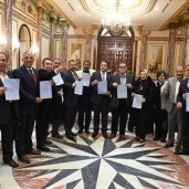 عدد من نواب البرلمان يؤيدون ترشيح الرئيس عبدالفتاح السيسى