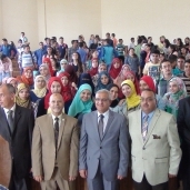 رئيس جامعة المنيا يشارك في مؤتمر طلابي