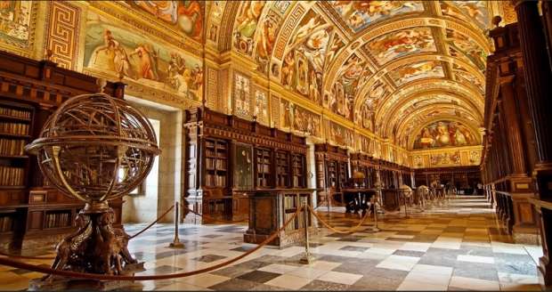 مكتبة الإسكوريال في أسبانيا