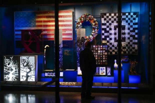 بالفيديو| جولة داخل متحف "11 سبتمبر".. جداريات تخلد أسماء الضحايا