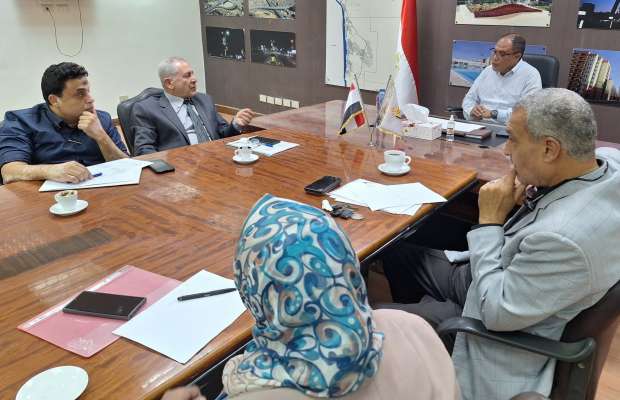 نائب محافظ القاهرة يوجه بالالتزام بالجدول الزمني لتطوير شق الثعبان - التقرير