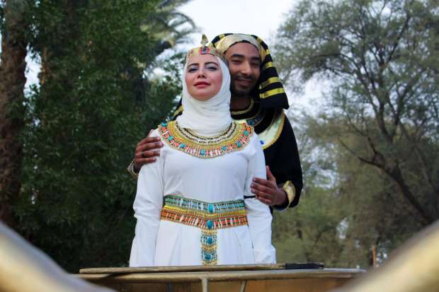 القرية الفرعونية تحتفل بعيد الحب بإقامة أول حفل زفاف فرعوني