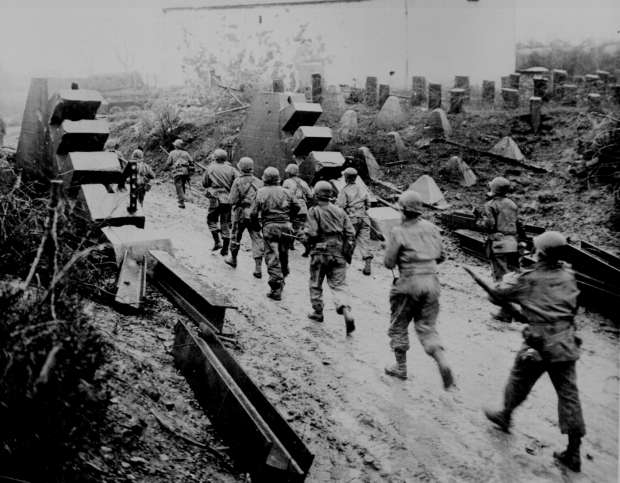 في ذكرى انتهاءها..  100 صورة عن "الحرب العالمية الثانية"