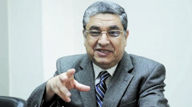 د. محمد شاكر خبير الهندسة الكهربائية: «مصر تشهد 4 سنوات عجاف فى قطاع الكهرباء والطاقة»